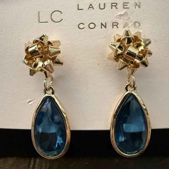 Lauren Conrad LC Gold Tone Gift Bow Blue Teardrop Stone Gem Pierced Earrings New - Picture 1 of 2